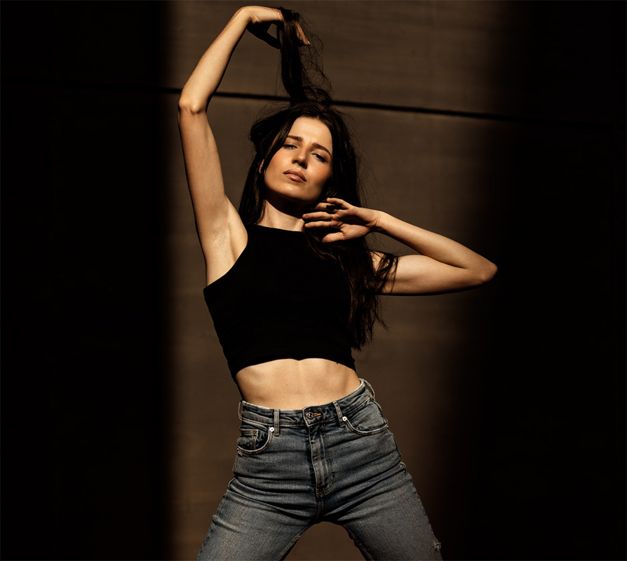 studio beauty fashion portrait